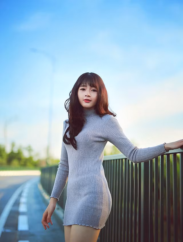 Đối với Lan Hương, căn nhà không lớn, nhưng do chính cô mua từ tiền đi làm thêm vất vả trong mấy năm vừa rồi.