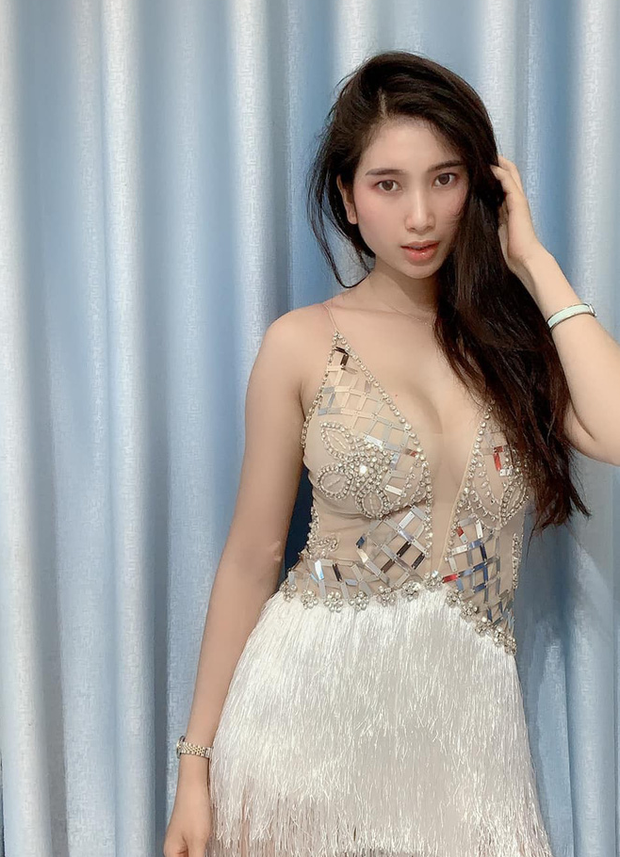 Nói về sự cố đòi bạn trai đi châu Âu, Lệ Thuỷ cho biết: "Khi mình nói muốn Châu Âu chơi, mình không nghĩ tới chuyện sẽ bị khán giả ném đá. Số của mình quay ngày 20/8, tức là trước khi tập của Thuỳ Dương phát sóng. Thấy cô gái ấy có suy nghĩ giống mình mà bị dân tình phản đối gay gắt - nghĩ về bản thân mình cũng thấy lo lo. Tuy nhiên, mình cũng có nói gì nhiều đâu...".