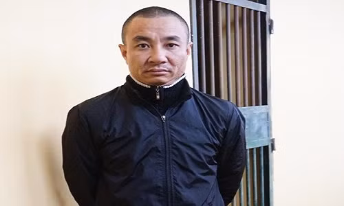 Đối tượng Hùng.