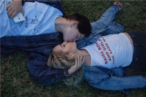 Ảnh sử dụng trong bài: Instagram nhân vật.