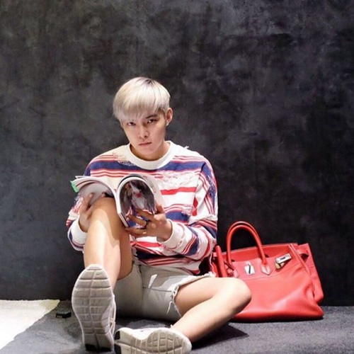 Từ Hermes, Chanel đến Louis Vuitton; từ Hermes Birkin tới Hermes Shadow, từ Chanel Boy tới Chanel, tất cả những mẫu túi là khát khao của các tín đồ thời trang trên toàn thế giới, đều có thể bắt gặp trong BST hàng hiệu đồ sộ của thiếu gia đến từ đảo quốc Sư tử.