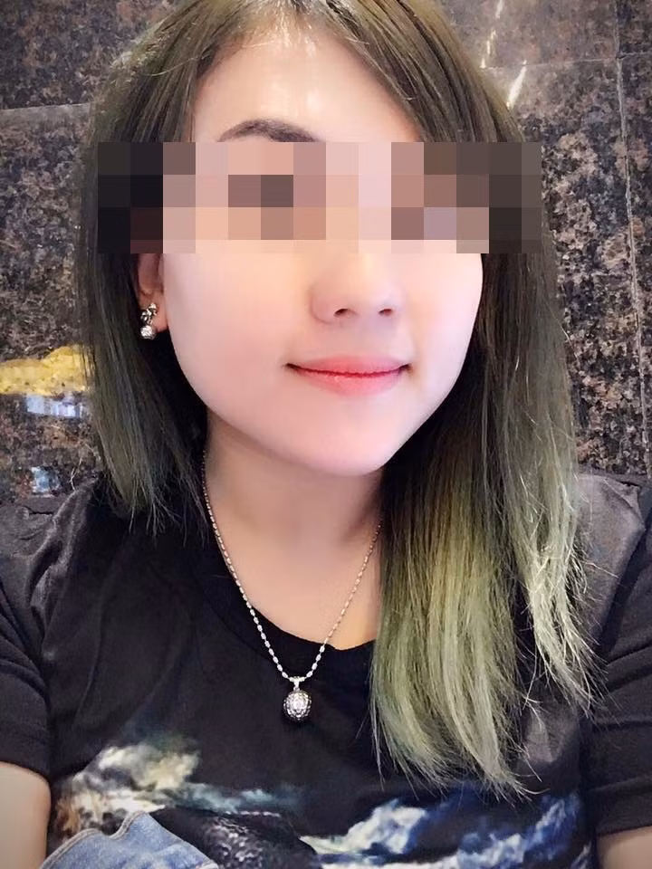 Theo tìm hiểu, của dân mạng Trinh hiện kinh doanh tự do tại nhà còn Nam từng xuất hiện trên sóng truyền hình trong vai trò nhân viên hướng dẫn của chương trình lái xe an toàn.