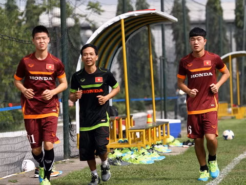 Xuan Truong duoc dac cach o lai Ha Noi tri thuong