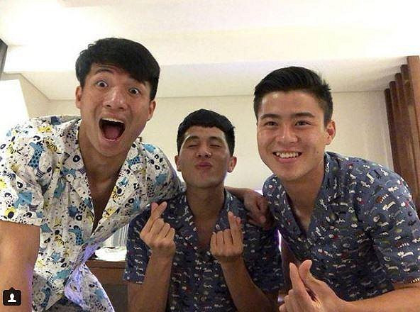 "Lầy lội" là thế, nhưng có lúc 2 chàng trai Tiến Dũng - Đình Trọng cũng rất bảnh bao.