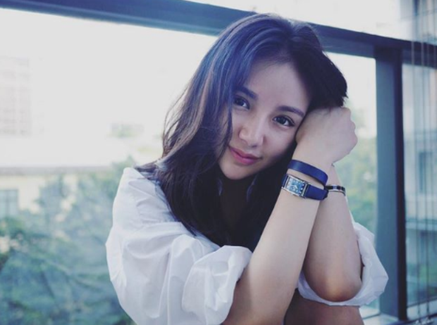 Xuất thân từ gia đình bề thế, ái nữ của ông chủ CLB bóng đá Valencia có cuộc sống của xa hoa, sang chảnh đáng mơ ước.