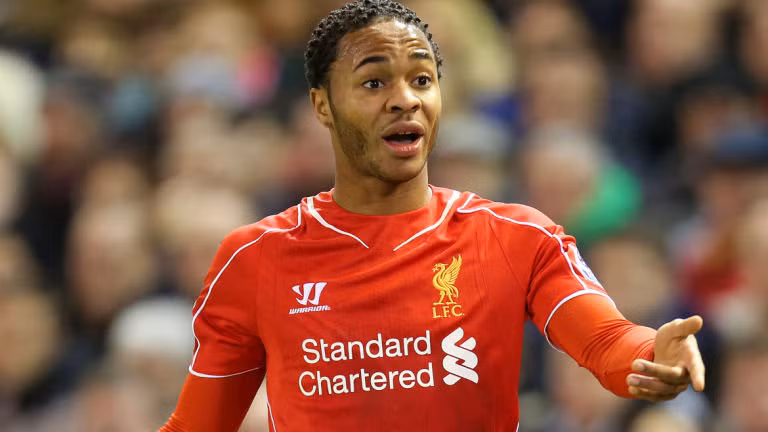 Raheem Sterling là cầu thủ người anh gốc Jamaica sinh năm 1994. Mới đây, sau khi biết tin Raheem Sterling gia nhập Man City thì nhiều NHM Việt Nam đặt ra câu hỏi rằng liệu cầu thủ đắt nhất Man City có đến Việt Nam du đấu?