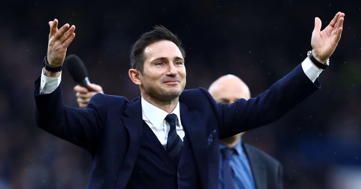 Một số nguồn tin từ Anh tiết lộ, Lampard có thể được Chelsea mời trở lại dẫn dắt CLB, trong trường hợp sa thải HLV Conte.