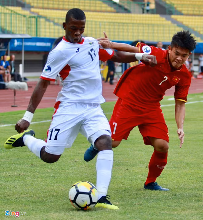 Cong lam thu pha, U19 Viet Nam mo man bac nhuoc truoc U19 Jordan-Hinh-4