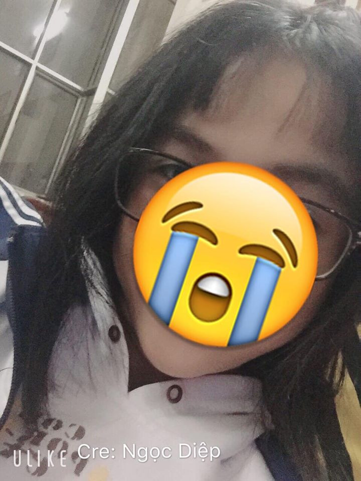 Tuy nhiên, chỉ một centimet chệch đi, chỉ một tích tắc lơ đễnh, bạn sẽ phải sống chung với bộ tóc mái chẳng giống ai.