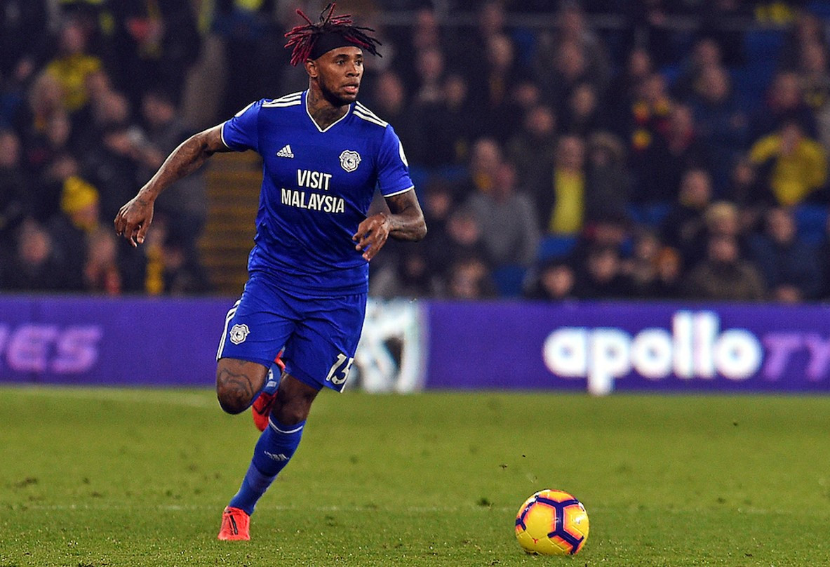 Leandro Bacuna chính là cầu thủ nổi tiếng nhất của bóng đá Curacao. Bắt đầu sự nghiệp chơi bóng ở CLB Groningen, Leandro Bacuna được biết đến với sự đa năng của mình khi anh có thể chơi tốt ở nhiều vị trí khác nhau như tiền vệ trung tâm, tiền vệ phải, hậu vệ phải.