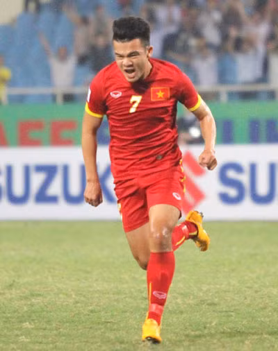 Hoàng Thịnh được đào tạo để trở thành tiền vệ trụ, đánh chặn, máy quét khu vực giữa sân. Nhưng anh lại có thể chơi được trung vệ và hậu vệ biên. Với tố chất chững chạc của một thủ lĩnh, Hoàng Thịnh luôn được các HLV trọng dụng mỗi khi có mặt trên sân.