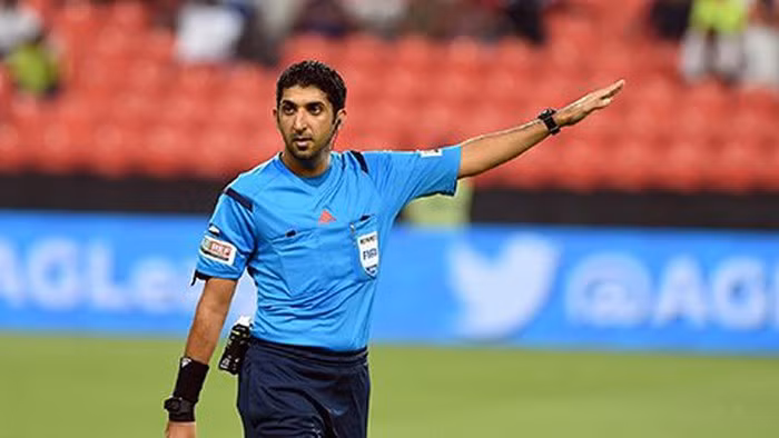 Trong tai World Cup bat tran tu ket Asian Cup Viet Nam voi Nhat Ban