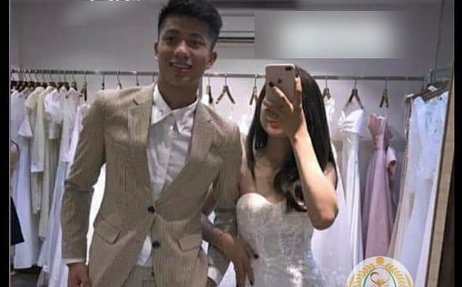 Từ lúc công khai cho đến khi có thông tin đám cưới chỉ vỏn vẹn 5 tháng. Trong khi Văn Đức im lặng thì Nhật Linh lại ngược lại. Cô phủ nhận khi bị tố là người thứ 3 xen vào chuyện tình cảm của Văn Đức và Ngọc Nữ.