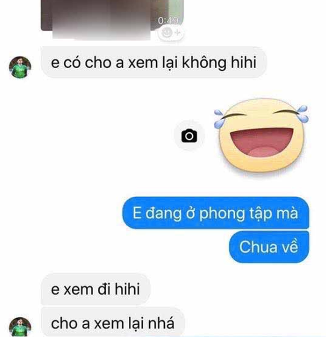 Cùng thời điểm với Văn Toản, chàng thủ thành mang hai dòng máu Việt - Nga Đặng Văn Tâm (Lâm Tây) dính scandal lộ tin nhắn nhạy cảm với gái lạ.