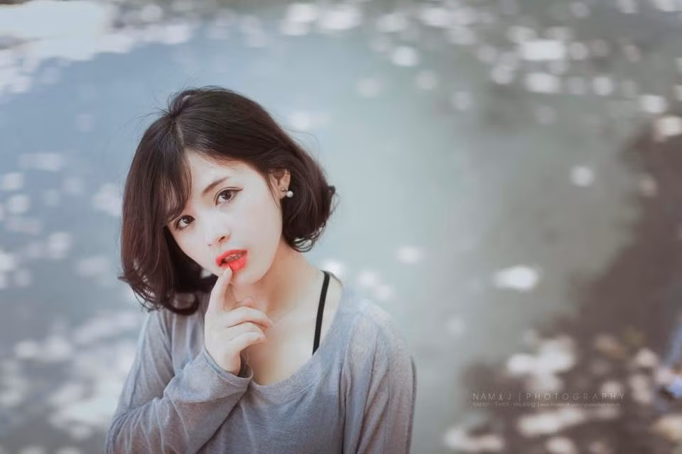 Với fan của Trọng Đại, Ma Hương Thảo (Thảo Nari) là cái tên khá quen thuộc bởi cô nàng từng có khoảng thời gian thân thiết với nam cầu thủ.