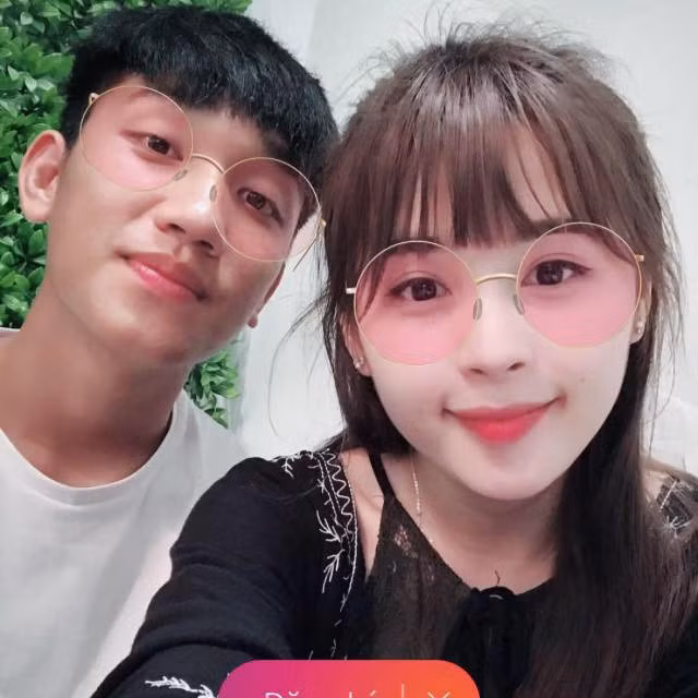 Ma Hương Thảo (Thảo Nari) là cái tên gắn liền với Trọng Đại sau dịp U23 Việt Nam đạt thành công lớn tại Vòng chung kết U23 Châu Á. Nhưng gần đây, cô nàng xinh đẹp này và chàng "hot boy quốc dân" đã đường ai nấy đi khiến ai cũng tiếc nuối.