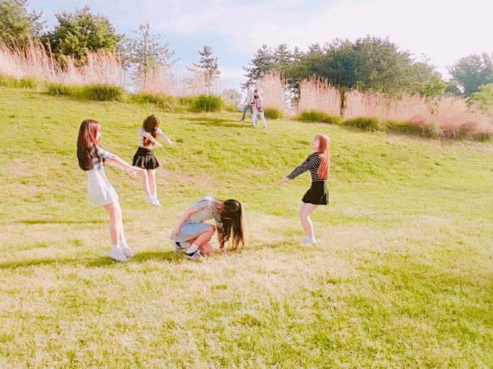 Cùng ngắm nhìn bộ ảnh du lịch "siêu lầy" của nhóm 4 gái đến từ Trung Quốc gây sốt MXH thời gian qua.