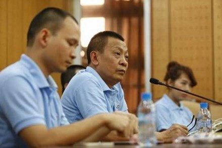 Nhà báo Lại Văn Sâm và con trai Lại Bắc Hải Đăng.