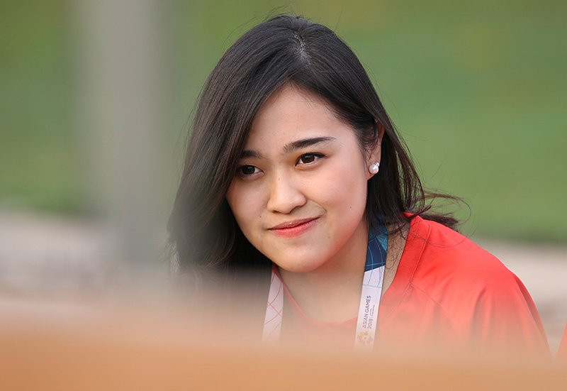 Cô nàng tình nguyện viên này cũng có góc nghiêng thần thánh khiến nhiều anh chàng "xin chết" đấy chứ!