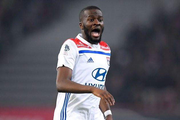 Chuyển nhượng bóng đá từ Tuttosport, HLV Lyon rất mong Tanguy Ndombele có thể chuyển đến một đội bóng lớn như Juventus.