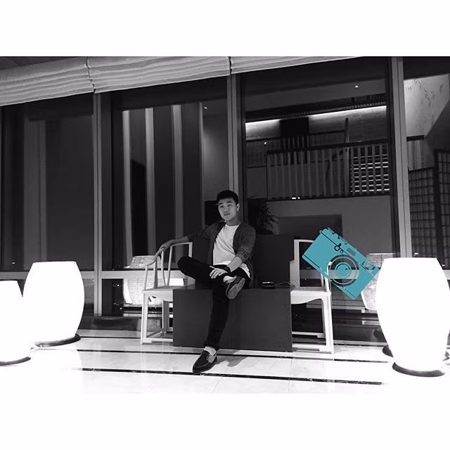 Theo fan nữ nhận xét, Xuân Trường thu hút sự chú ý bằng đôi mắt híp trở thành thương hiệu và vẻ ngoài chẳng khác gì các tài tử điện ảnh Hàn Quốc.