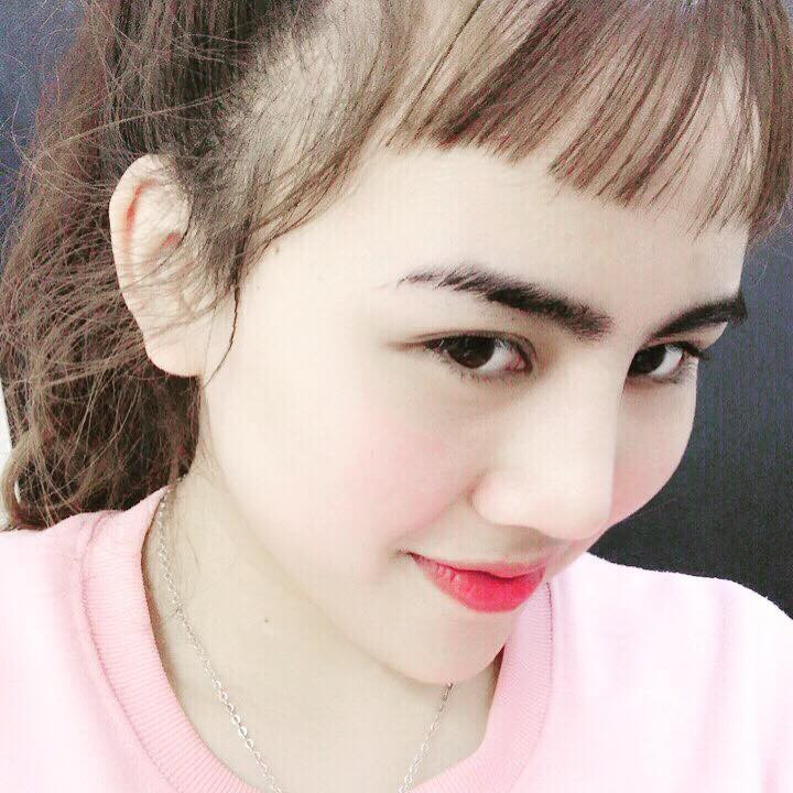 Có gan tự cắt tóc mái thì phải có đủ dũng khí để chung sống và đồng hành với nó mọi lúc mọi nơi.