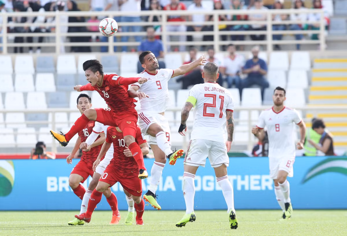 Doi tuyen Viet Nam nam quyen tu quyet vao vong knock-out Asian Cup 2019