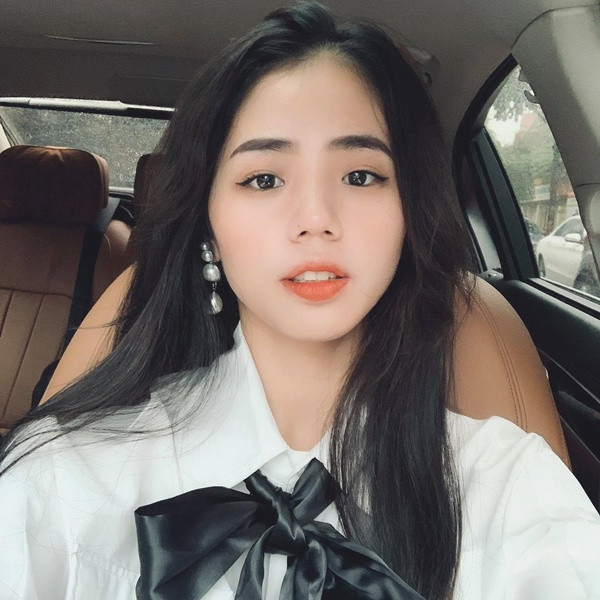 Ngắm nhan sắc của hot girl cover Hương Ly nhiều người sẽ không nghĩ rằng cô là "bà mẹ bỉm sữa" 2 con.