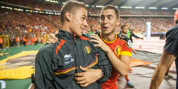 Eden Hazard và Thorgan cùng gia nhập Chelsea năm 2012 nhưng cậu em nhà Hazard không thể hiện được mình tại sân Stamford Bridge và bị đem cho mượn suốt 3 năm trước khi chuyển hẳn tới Borussia Monchengladbach.