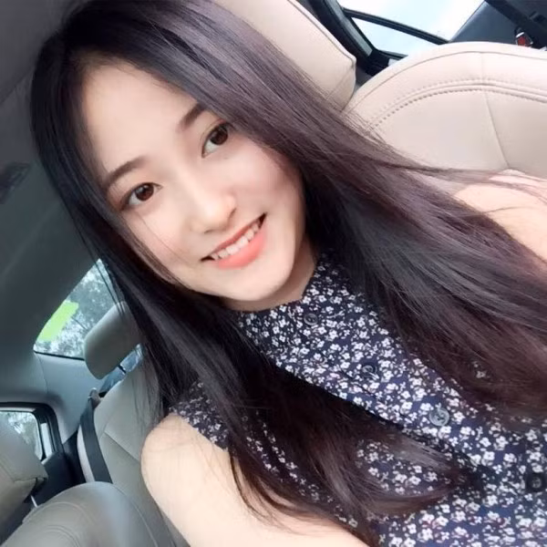 Nhiều người cũng nhận ra nữ sinh người Hải Phòng này chính là nhân vật đang dự thi cuộc thi Miss Teen 2017 và bước vào vòng 18 người xuất sắc nhất.