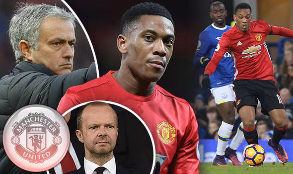 Don Balon tuyên bố, thuyền trưởng Zidane rất quan tâm cầu thủ đồng hương Anthony Martial đang chơi cho M.U và muốn dùng để thay thế Benzema. Ảnh: Don Balon