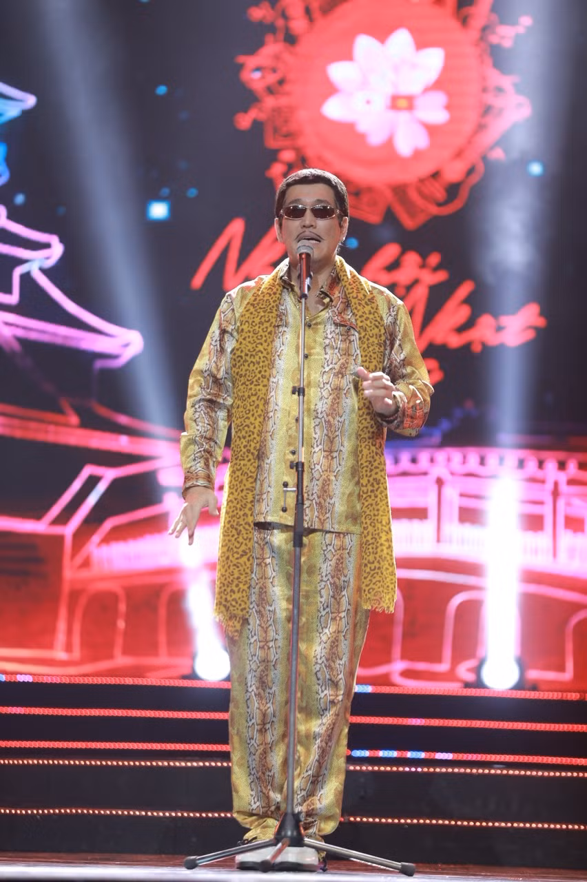 Trong buổi trình diễn này, Piko Taro là gương mặt nghệ sĩ đại diện cho Nhật Bản tham gia biểu diễn trong sự kiện. Tuy nhiên, những thông tin về sự xuất hiện của nghệ sĩ cha đẻ của ca khúc PPAP này tại Việt Nam đã khiến nhiều người phát sốt và "săn lùng" vé của sự kiện.