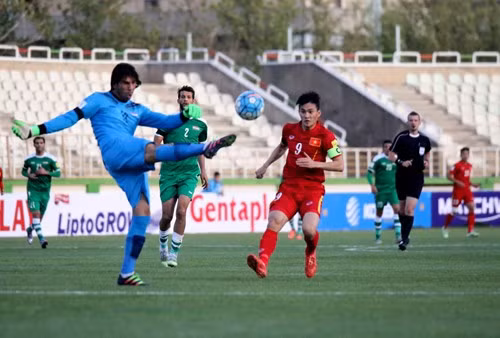 Cong Vinh vuot mat Minh Phuong tai DT Viet Nam