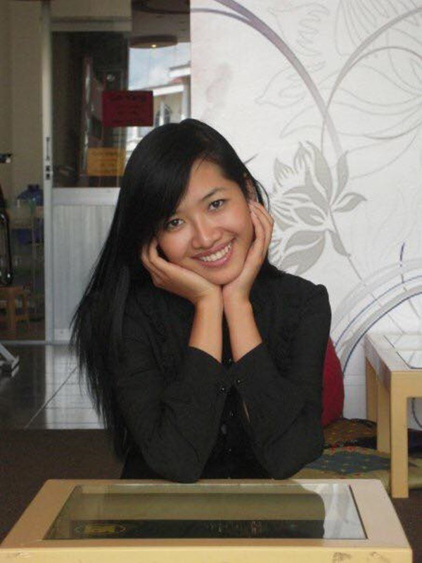 Xuất phát điểm là một người có nét ưa nhìn, nhưng vì muốn mình ngày càng hoàn hảo hơn, cô gái 8X Sài Gòn đã chi đậm tiền để sửa mũi, nâng ngực và chỉnh sửa một số điểm trên khuôn mặt.