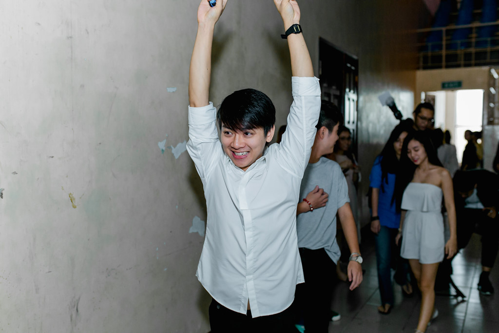 Còn việc Hoài Lâm không có mặt trong show diễn hồi tháng 9 của Thúy Nga by Night vì gặp vấn đề về visa đi Mỹ chứ không hề có lý do gì khác từ ca sĩ trẻ này.