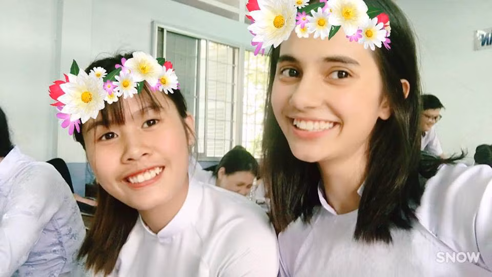 Sở hữu chiều cao 1m68 và gương mặt Tây cuốn hút, Emma Lê được mời làm mẫu cho một số bộ sưu tập thời trang. Ảnh sử dụng trong bài: Facebook nhân vật.