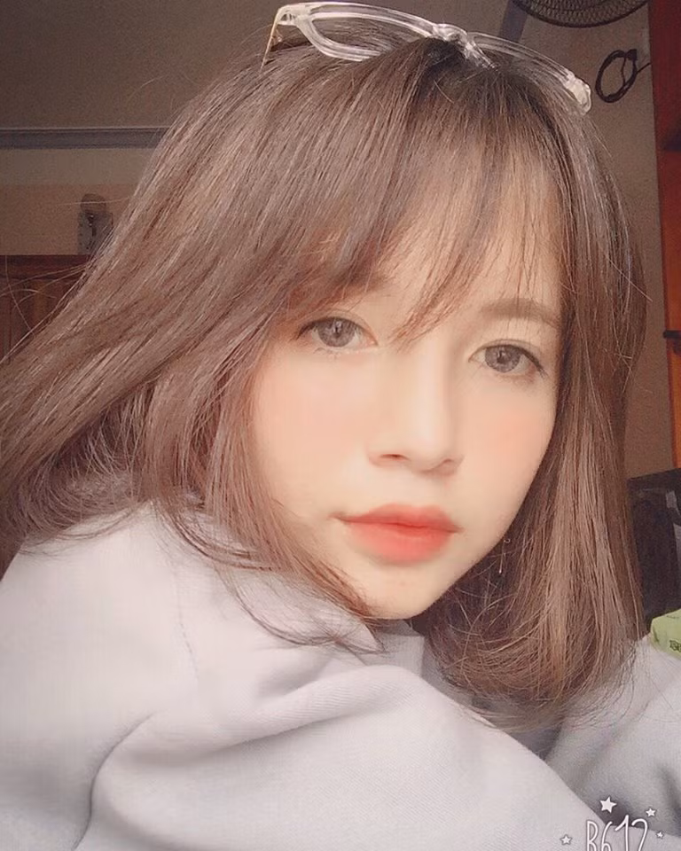 Sau khi những bức ảnh của mình được cộng đồng mạng chú ý tới, Thùy Trinh chia sẻ cảm xúc rằng cô rất bất ngờ hạnh phúc vì được nhiều người bạn đến từ khắp mọi miền Tổ quốc biết tới. Tuy nhiên, bên cạnh đó cũng hơi khó chịu vì bị nhiều người quấy rối.