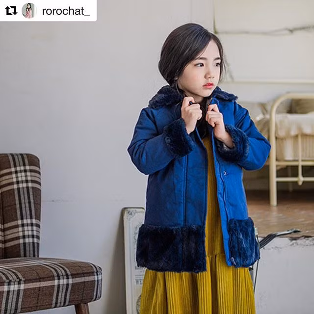 Cư dân mạng Hàn Quốc cũng như các nước châu Á như Trung Quốc hay Việt Nam đang tỏ ra thích thú trước hình ảnh của một cô bé 5 tuổi người Hàn Quốc vô cùng dễ thương. Ngay lập tức, cô nàng bé được gọi với biệt danh "tiểu tiên" xứ Kim Chi.