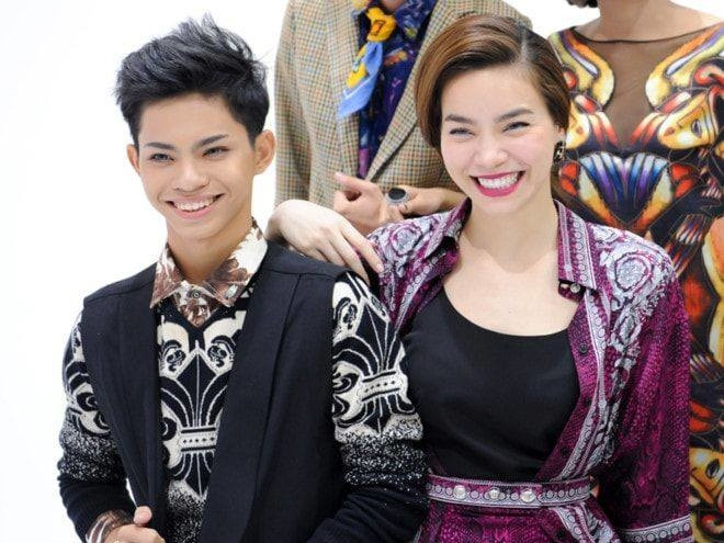 Cư dân mạng từng một phen choáng váng vì tưởng tìm ra em trai thất lạc của Hồ Ngọc Hà với đủ các đặc điểm không lẫn vào đâu được. Fan hâm mộ nhận xét chàng trai sinh năm 1998 - tên Bá Thảo và "nữ hoàng giải trí" giống nhau như chị em ruột. Thậm chí có người còn đặt cho cậu bé nickname là "Hồ Ngọc Hà phiên bản chưa qua Thái Lan".