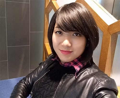 Nguyễn Huyền Trang (SN 1985) là cái tên không xa lạ với làng đá cầu Việt Nam, thậm chí là thế giới. Cô từng đoạt hai HCV SEA Games 22 nội dung đồng đội nữ và đôi nữ, hai HCV vàng vô địch đá cầu thế giới các năm 2005, 2007 và một số HCV châu Á, Đông Nam Á.