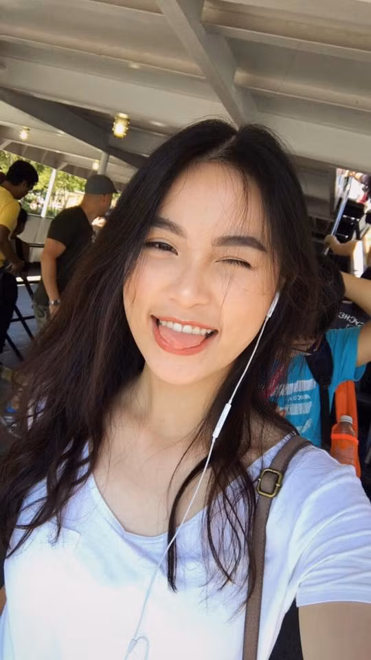 Làm người mẫu là đam mê và sở thích của Tuệ Anh tuy nhiên ở lứa tuổi của cô việc học hành sẽ được gia đình đặt lên hàng đầu. Chính bởi vậy, gia đình đã có những lời khuyên răn và ngăn cản 10X này thực hiện ước mơ của mình.