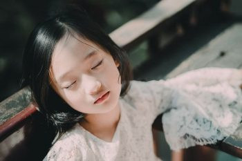 Những hình ảnh của "tiểu Châu Tấn" được nhiều dân mạng yêu thích và kỳ vọng đây sẽ là gương mặt giải trí và nghệ thuật trong tương lai dài hơi.