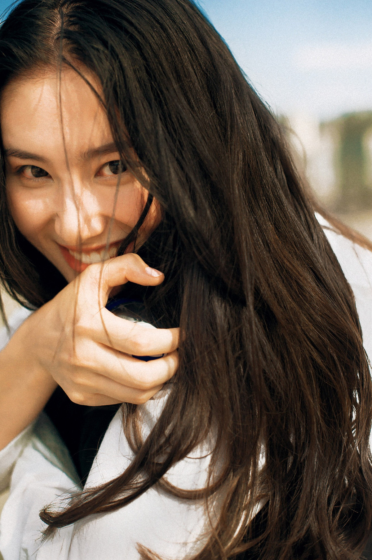 Phan Thiệu Quân được biết đến với biệt danh là Kiwi đến từ thành phố Thành Đô, tỉnh Tứ Xuyên - Trung Quốc (22 tuổi), hiện cô bạn này đang theo học khoa Hí kịch của Học viện Âm nhạc Tứ Xuyên.