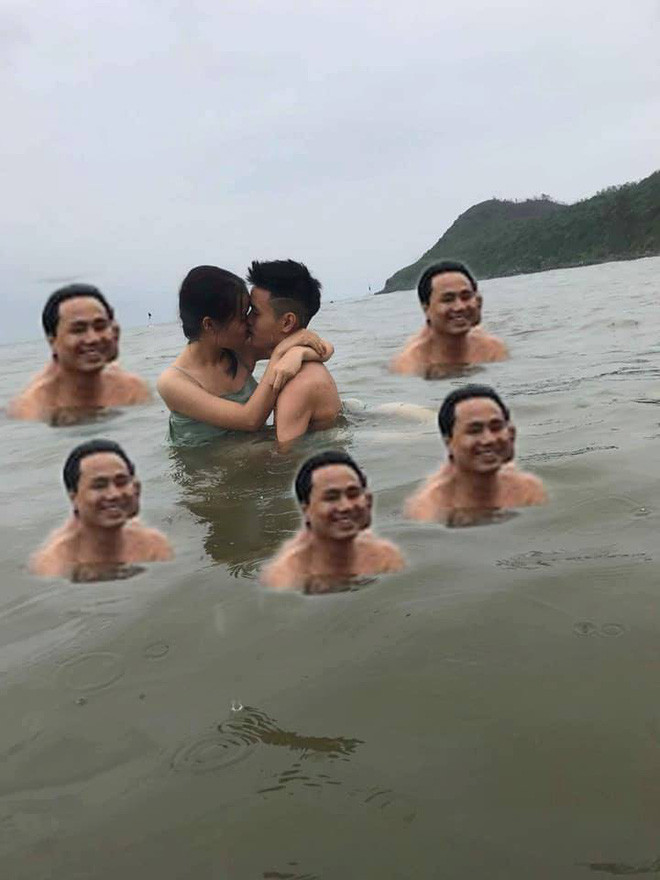 Đủ kiểu phong cách troll được "phô" ra, rất nhiều thành phần "phá game" khiến bức ảnh bị sửa chữa quá đà.