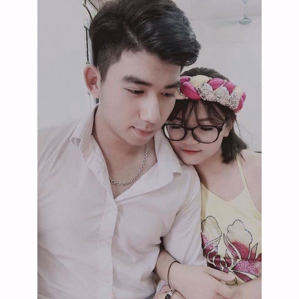 Chia sẻ vui với cộng đồng mạng, Hồng Phúc nói rằng đầu năm học vừa rồi do giảm cân quá nhanh nên những bộ quần áo đã trở rộng thùng thình nên cậu bạn phải tốn 1 khoản tiền khá lớn để đi chỉnh sửa lại cho vừa với cơ thể mới.