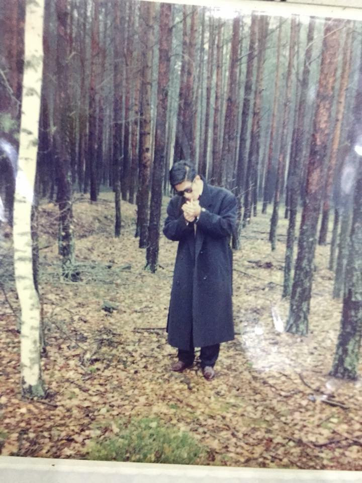 Trào lưu khoe ảnh bố, mẹ dường như chưa bao giờ hết hot, từ những bức ảnh cưới, ảnh thời trang của những "năm một-ngàn-chín-trăm hồi đó" hay mới nhất là ảnh những ông bố tập gym chẳng kém cạnh con cái bây giờ được dân mạng đăng tải rộng rãi trên MXH.