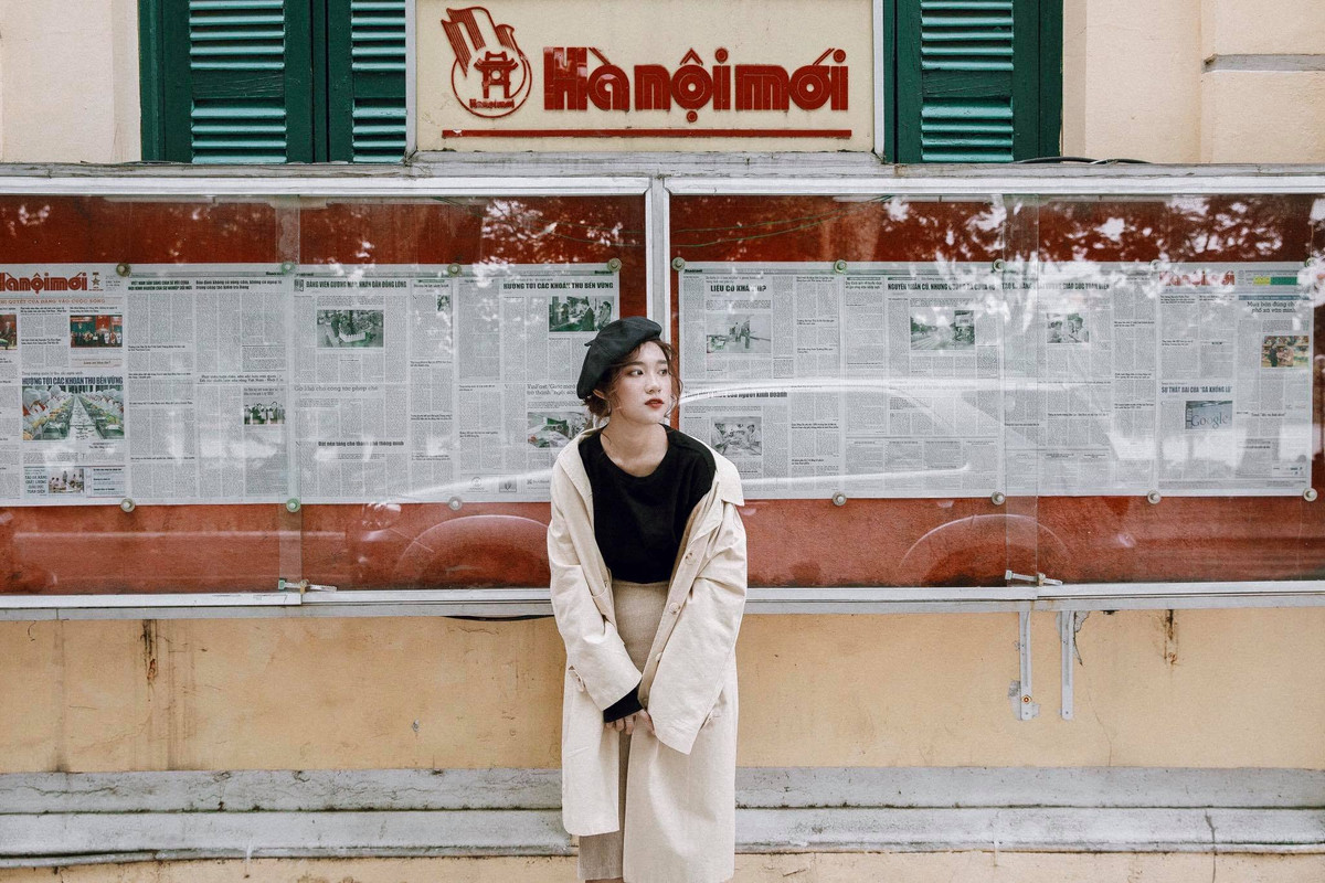 Sau khi nổi tiếng với bức ảnh nữ tài xế xe ôm xinh đẹp, Thu Hà nhận được khá nhiều lời mời chụp ảnh sản phẩm thời trang và số tiền cô kiếm được từ công việc này được dành cho việc trang trải cuộc sống sinh viên xa nhà và đi du lịch khám phá các vùng đất mới.