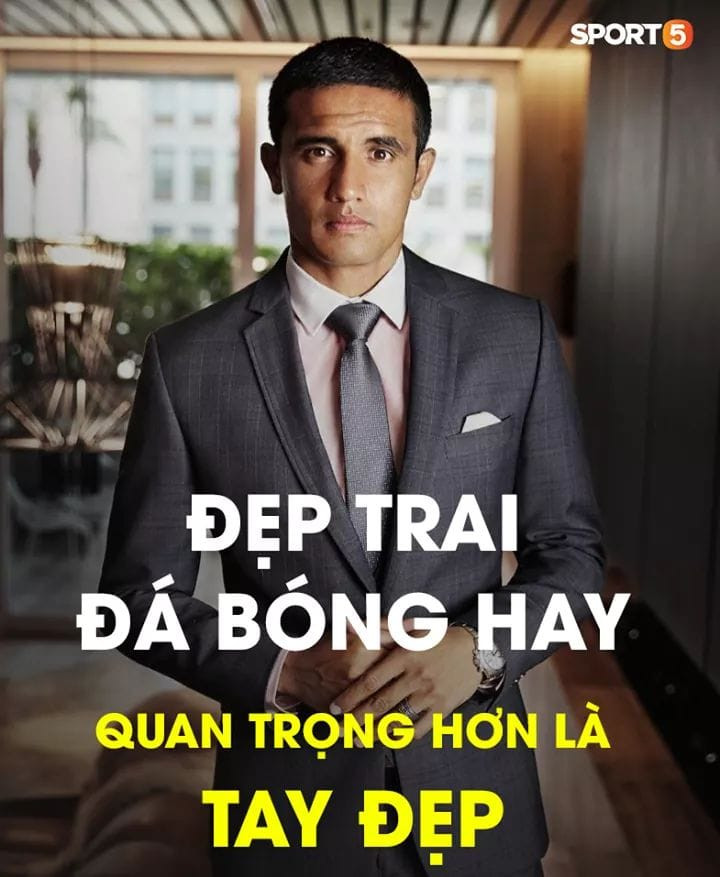 Tim Cahill được dân mạng chế ảnh rằng: "Đẹp trai, đá bóng hay quan trọng hơn là tay đẹp".