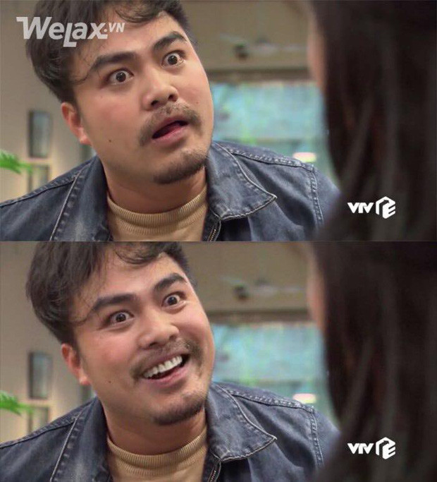 Gương mặt căng thẳng của Khải chồng Huệ cũng được giảm bớt qua nụ cười hé răng.