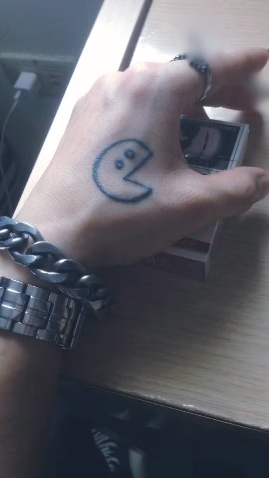 Pacman hay icons cười tuy đơn giản nhưng nó khiến nhiều người phải bật cười khi nhìn thấy